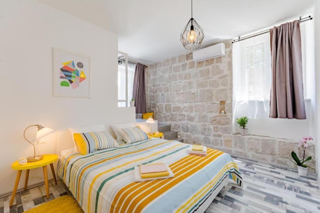Apartment Mia Спліт Екстер'єр фото