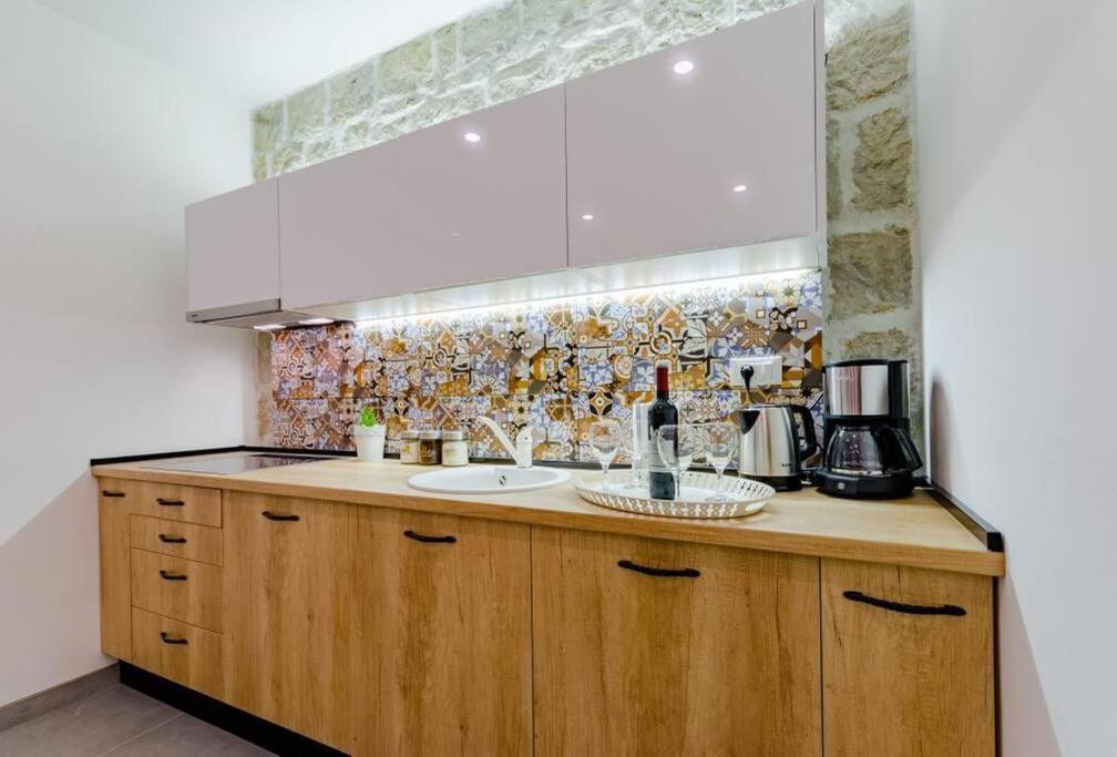 Apartment Mia Спліт Екстер'єр фото
