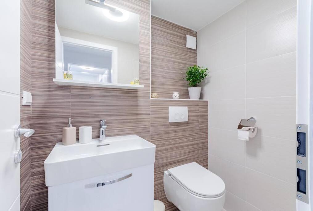 Apartment Mia Спліт Екстер'єр фото