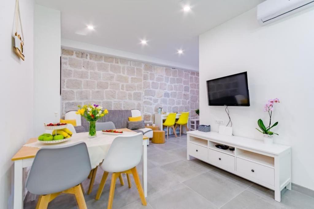 Apartment Mia Спліт Екстер'єр фото